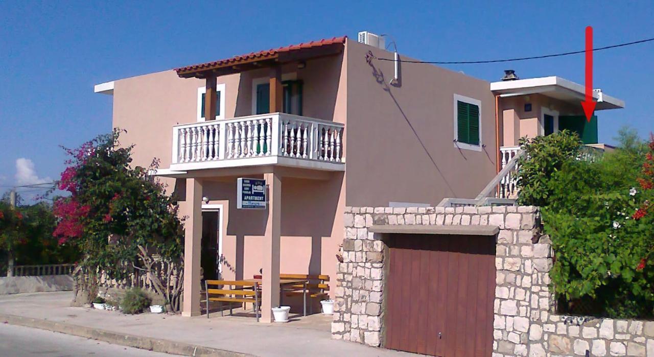 Studio Manora Sućuraj 外观 照片