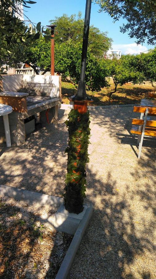 Studio Manora Sućuraj 外观 照片