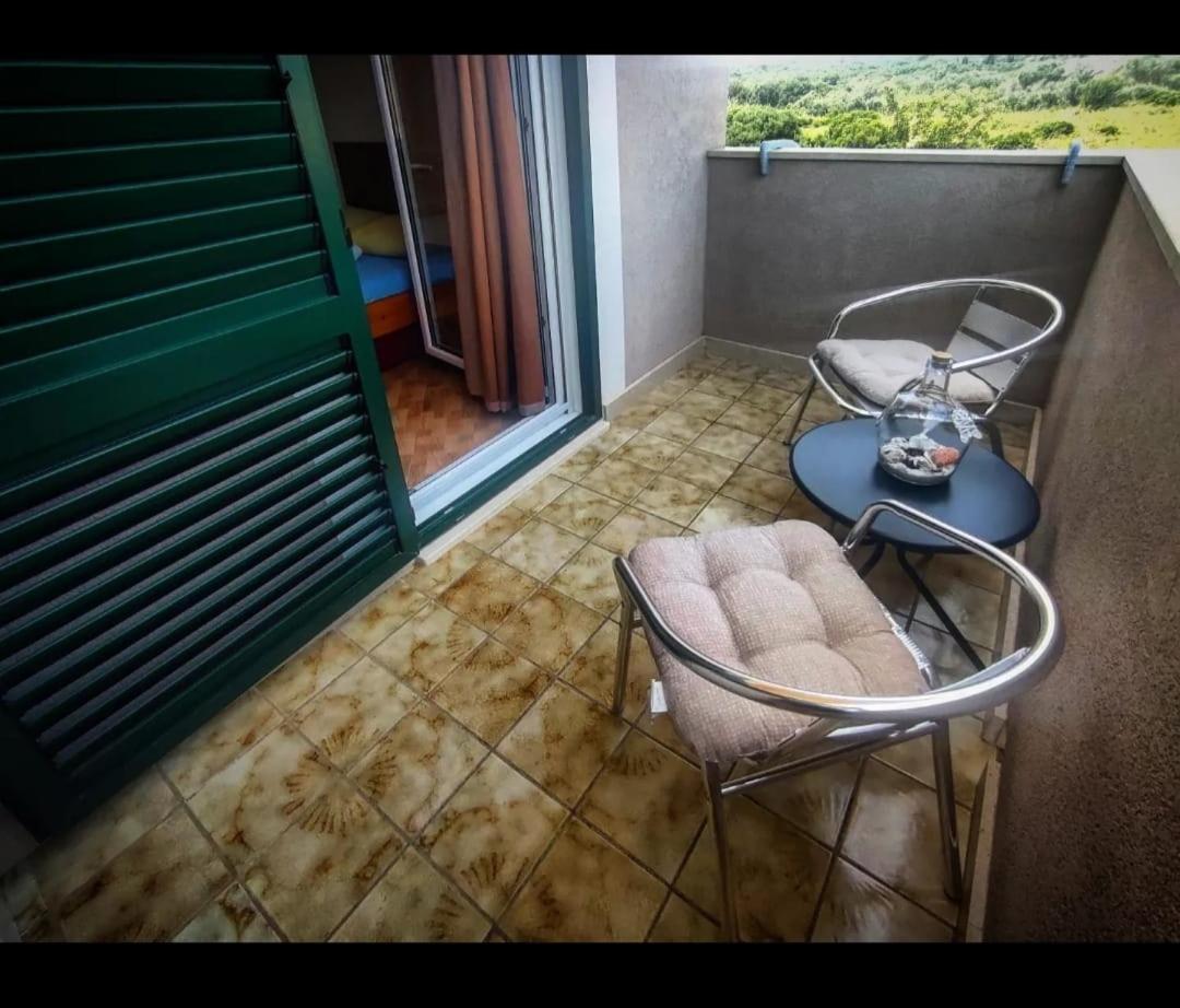 Studio Manora Sućuraj 外观 照片
